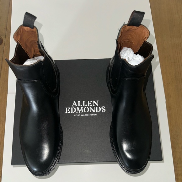 Allen Edmonds Tanner Weatherproof Chelsea Boot new in box (NIB) main image 2